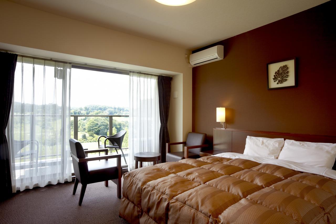 Karasuyamajo Country Club Hotel Экстерьер фото